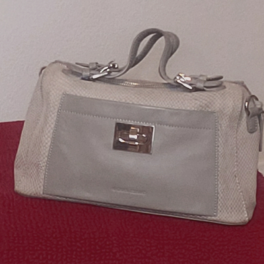 Charles Jordan leather purse